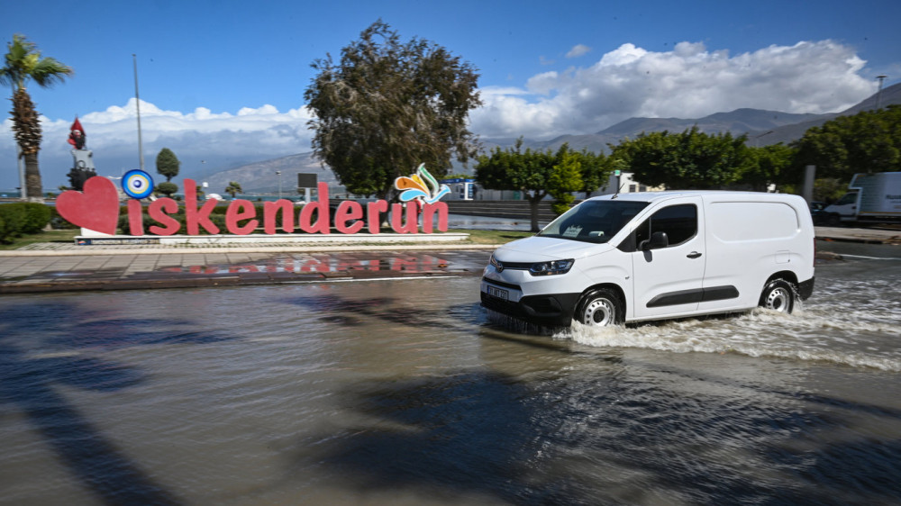 Kıyı şeridi 101 metreye ulaştı: Uzman isimden uyarı!