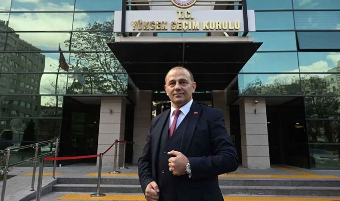 İmza yarışında ilk gün: Cumhurbaşkanı adayları kaç imza topladı?