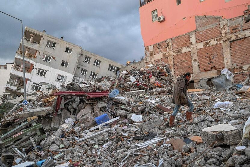 İşte Avrupa ülkelerinden depremzedeler için gönderilen yardımlar…