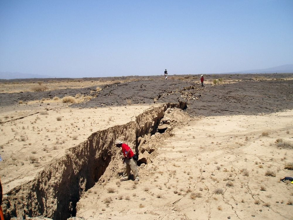 Afrika’da yeni bir okyanus oluşuyor