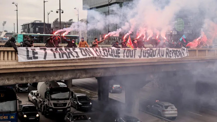 Fransa'da savaş yeni başladı: Tüm ülke duracak!