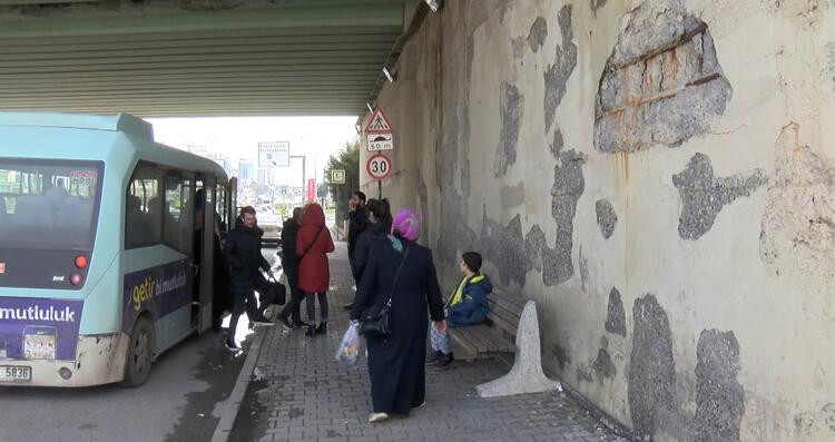 İstanbul'daki tehlike: Köprü betonunda midye kabuğu!