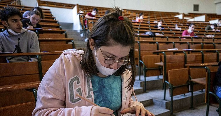 Milyonlarca öğrenciyi ilgilendiriyor: YÖK'ten flaş YKS açıklaması!