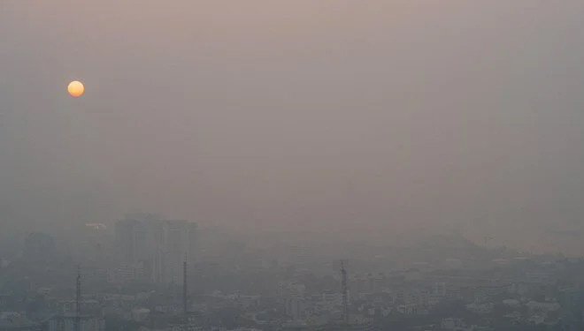 Hava kirliliği hastenelik ediyor: Bir haftada 200 bin kişi!