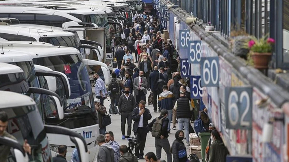 Şehirlerarası ulaşıma bayram zammı!