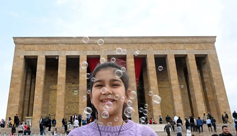 23 Nisan'da Ata'ya koştular