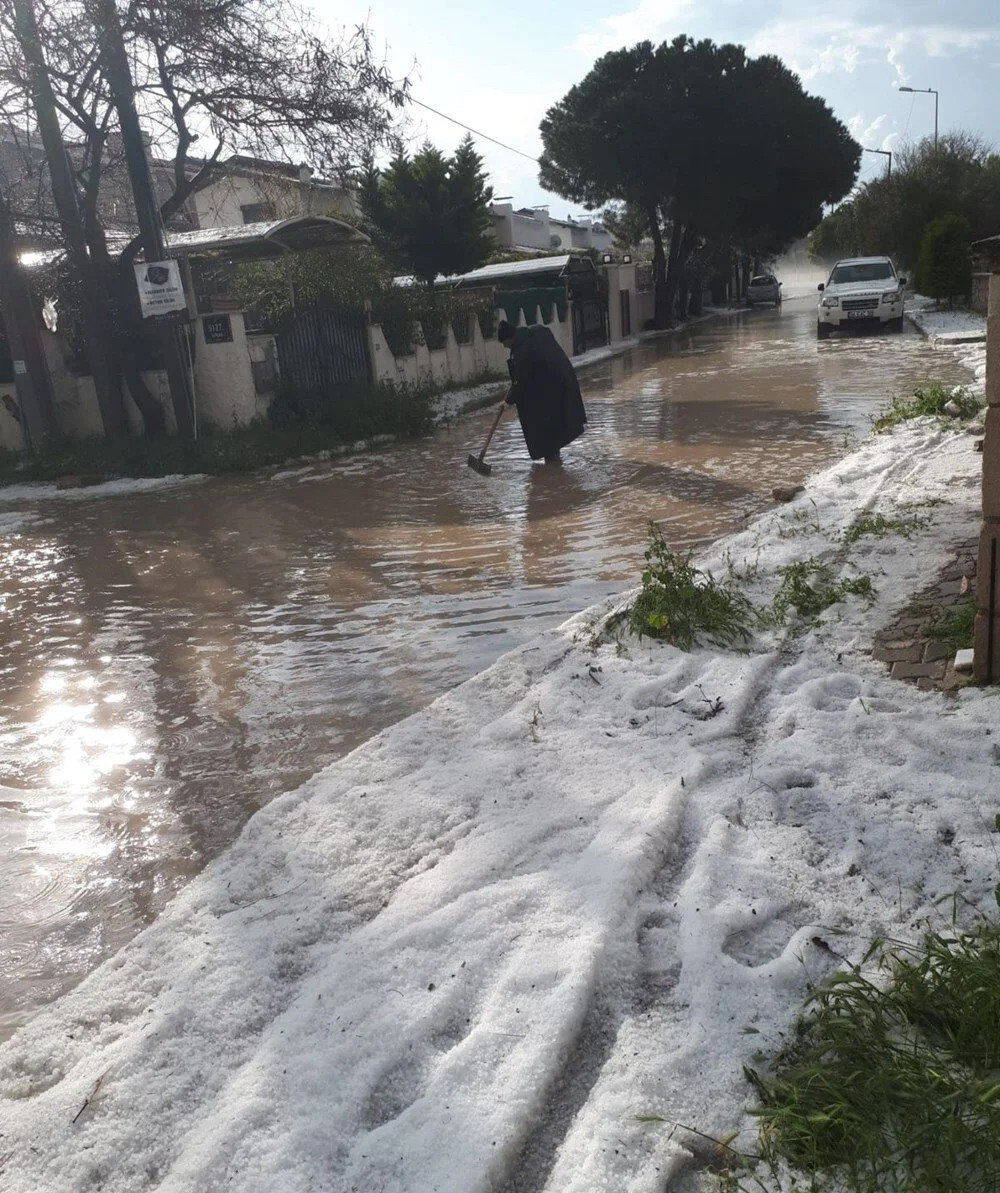 Türkiye'nin yaz tatili cenneti beyaza büründü!