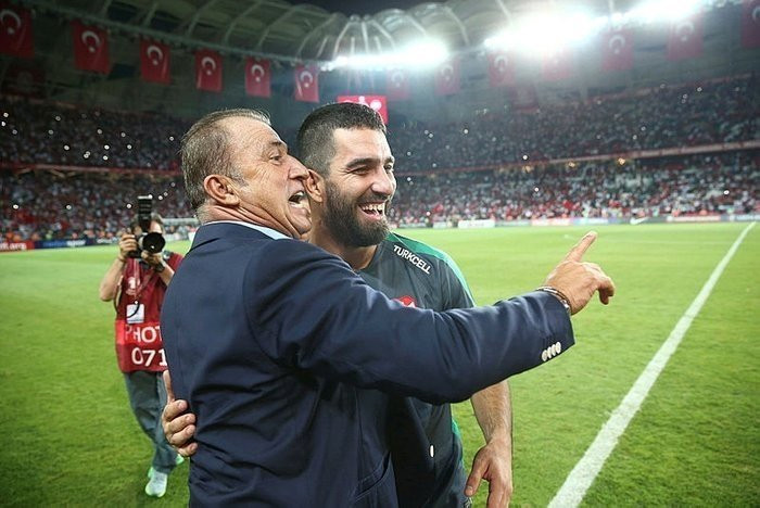 Futbol dünyasını sarsan bankacı vurgunu: Ünlü doktoru da çarpmış!