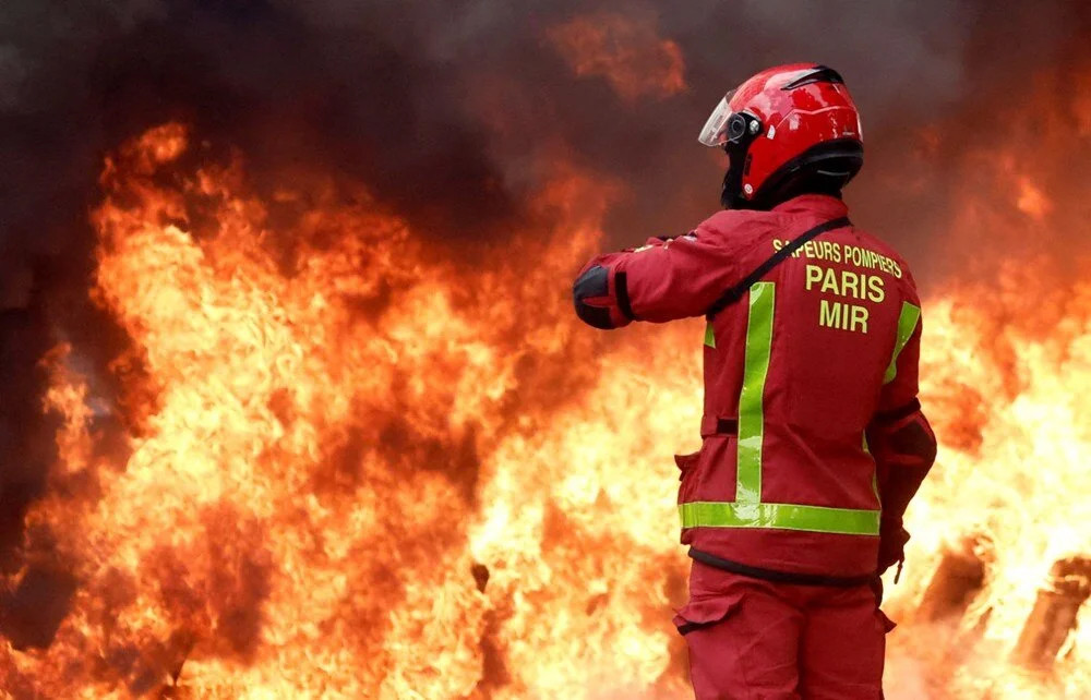 Fransa'da olaylı 1 Mayıs: 200 kişi gözaltında!