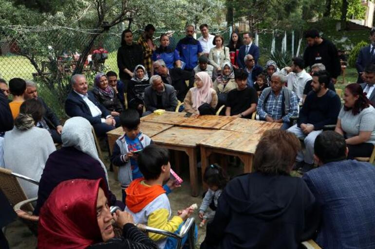 Mustafa Şentop, Tekirdağ'da depremzedeleri ziyaret etti