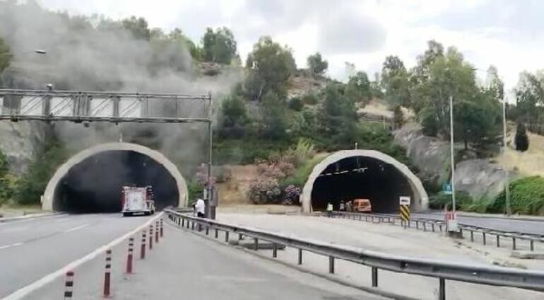 İzmir'deki Bayraklı Tüneli'nde yangın çıktı