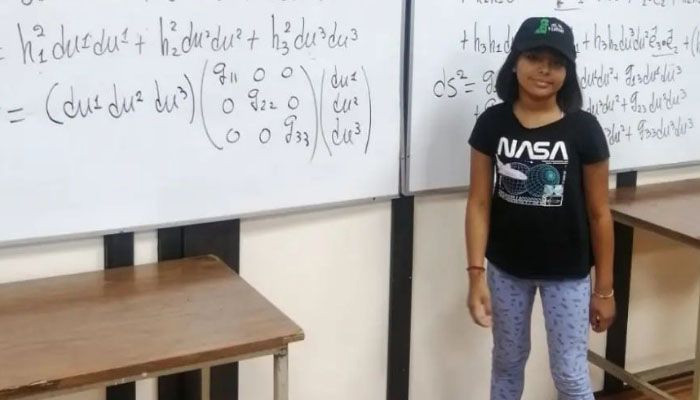 11 yaşındaki dahi çocuk Einstein'ı solladı!