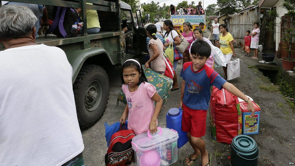 Filipinler alarmda: 13 bin kişi tahliye edildi!