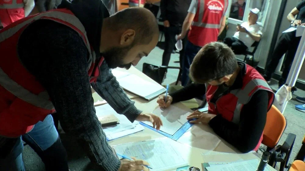 Fiyatlarda geçen yıla göre 3 kat artış: Kurbanlıklar İstanbul'da...