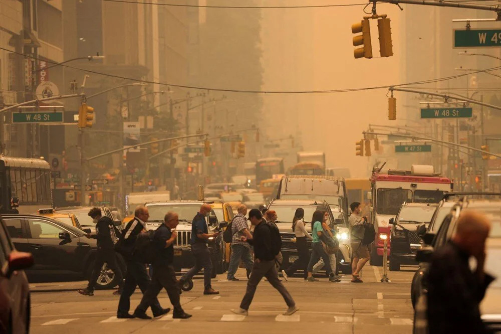 New York'ta kırmızı alarm: Maske geri döndü!