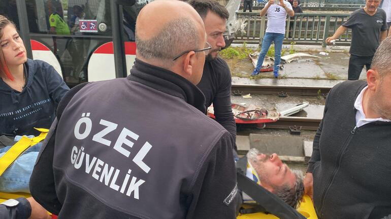 Samsun'da korkunç kaza: İki tramvay çarpıştı