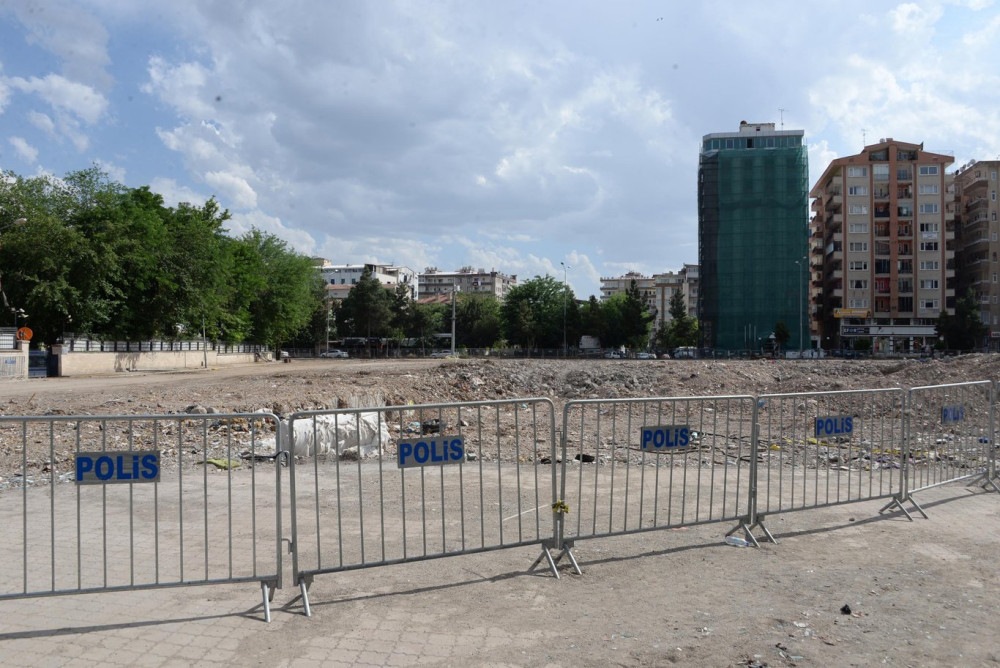 Yeniden bina yapmak isteyen Galeria Sitesi'nin mülk sahiplerine flaş uyarı!