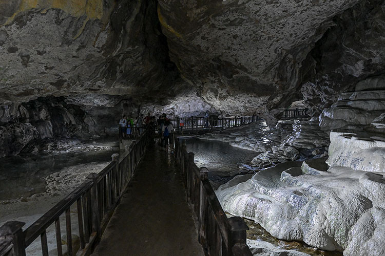 Yer altındaki gizli 'Pamukkale': Kaklık Mağarası