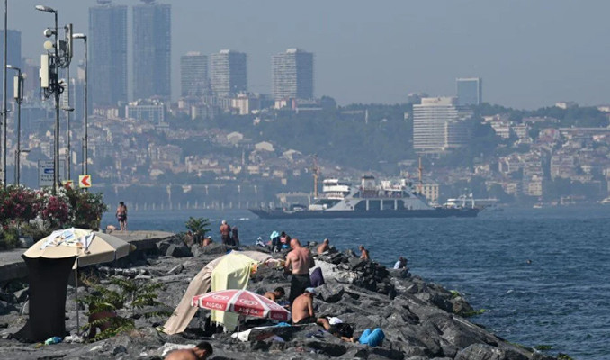 Sağlık Bakanlığı ve AKOM'dan sıcaklık uyarısı: Dışarı çıkmayın