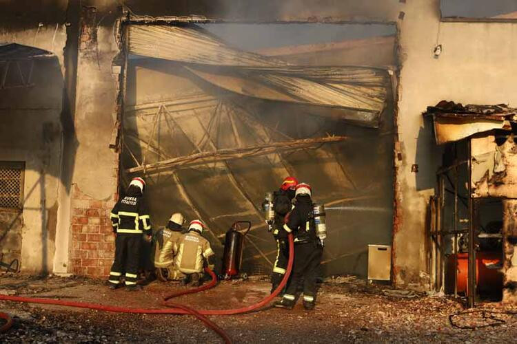 İnegöl tarihinin en büyük yangını: 1 milyar liralık zarar