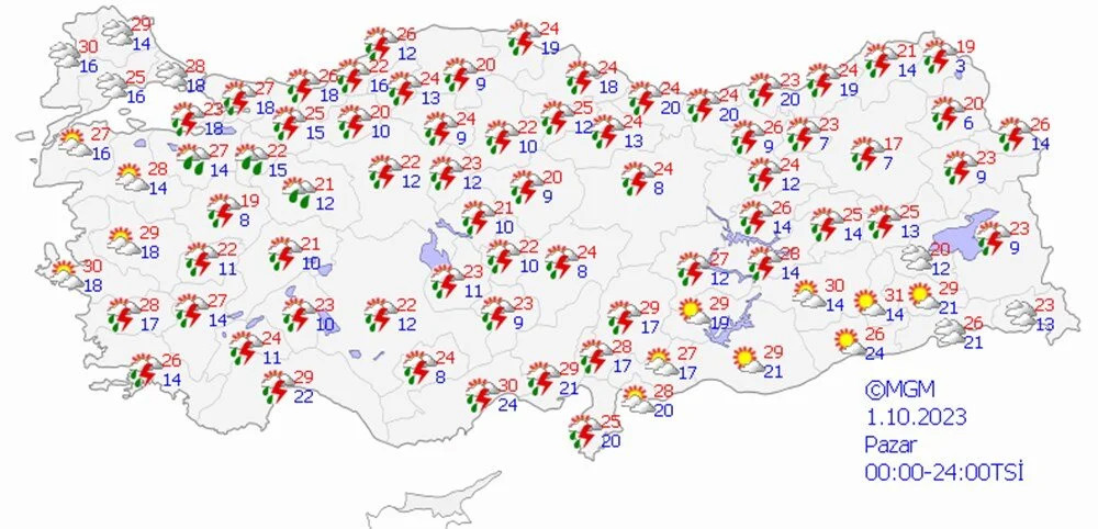 AKOM bu geceye dikkat çekti: İstanbul için sağanak uyarısı!