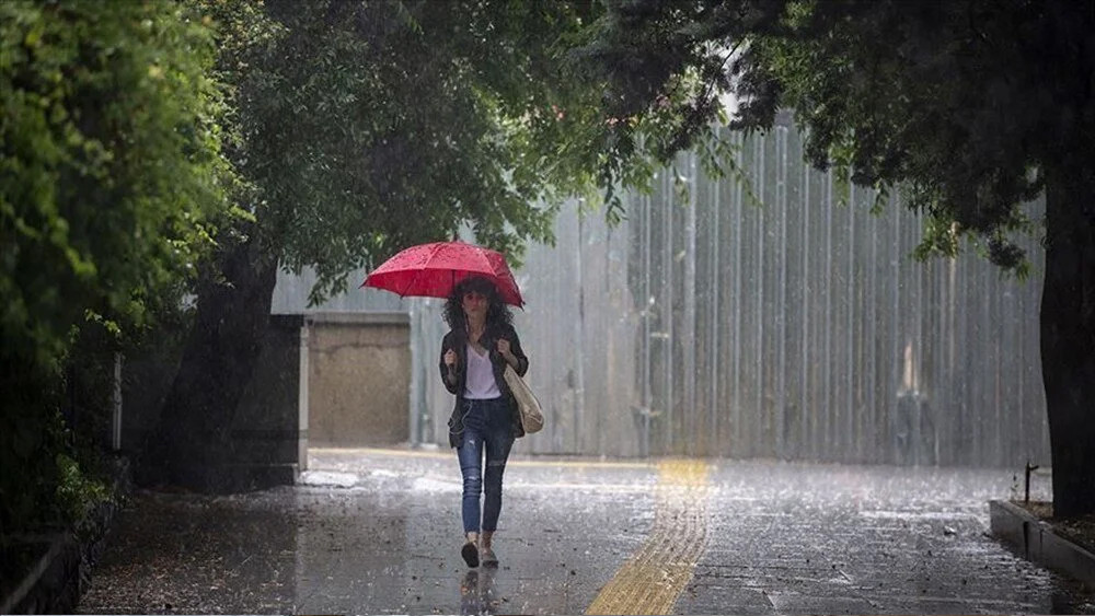 Meteoroloji'den yeni hava durumu raporu: Kuvvetli geliyor!