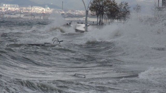 AKOM saat vererek İstanbulluları uyardı: Önleminizi alın!