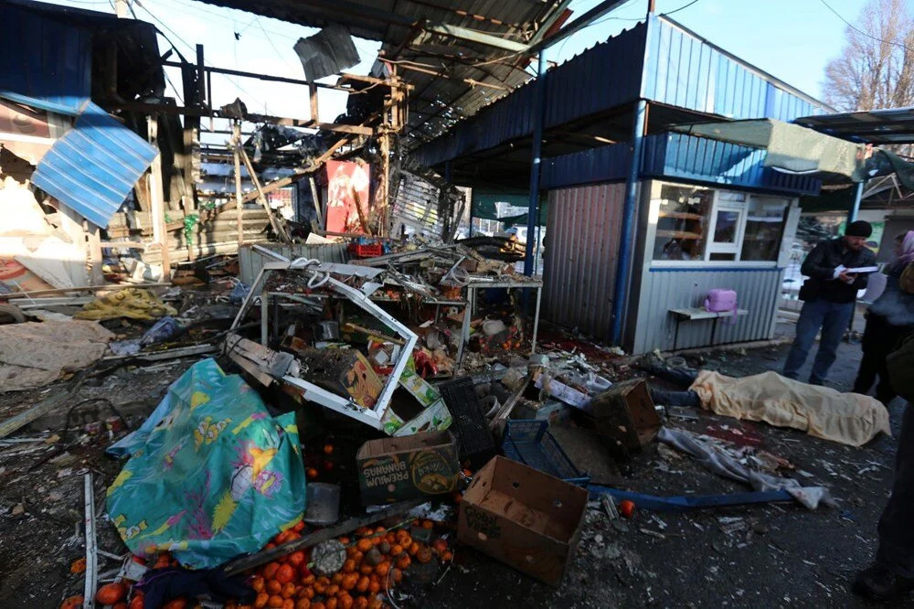 Donetsk'te pazar alanında patlama: Çok sayıda ölü var!