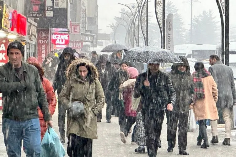 Meteoroloji, İstanbul ve Ankara'yı uyardı: Yarına dikkat!