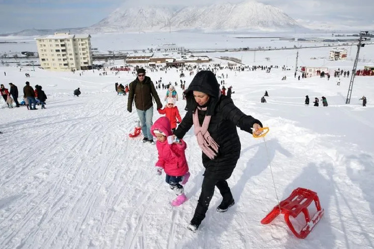 Meteoroloji'den art arda uyarı: İstanbul için saat verildi!