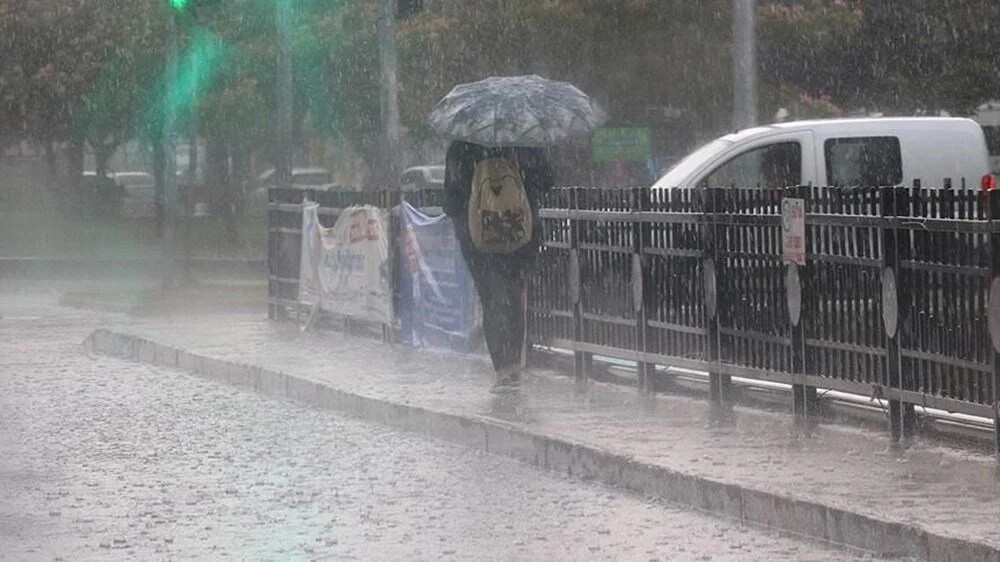 Meteoroloji tarih verdi: İstanbul'a kar geliyor!