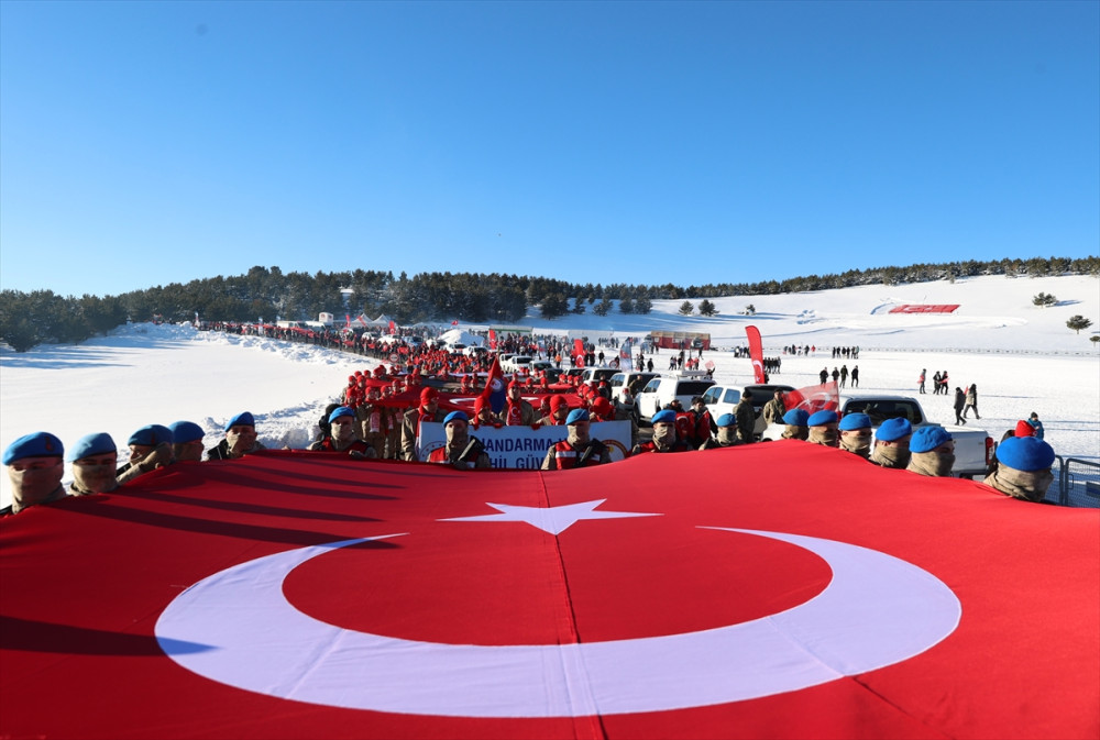 Sarıkamış'ta yürüyüş başladı! 'Bu toprakta izin var'