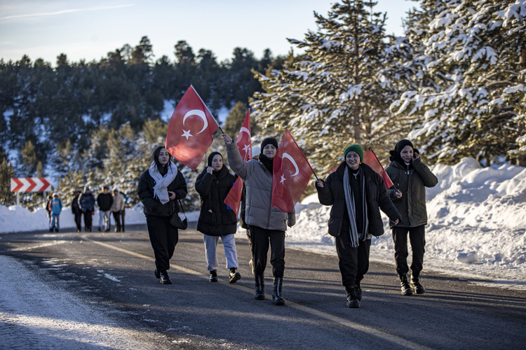 Sarıkamış'ta yürüyüş başladı! 'Bu toprakta izin var'