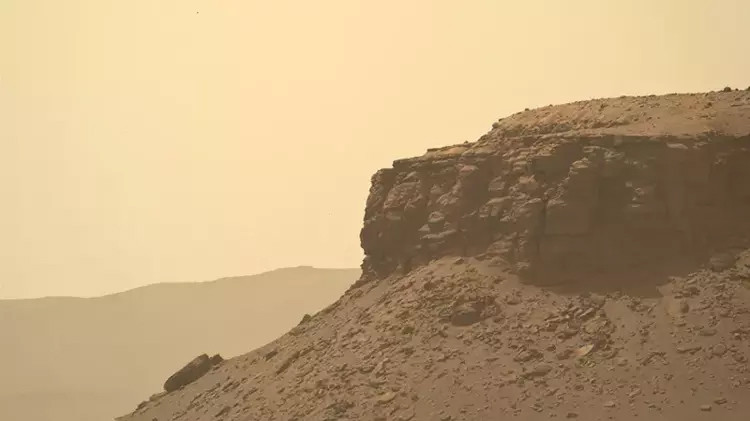 Mars'ta yaşam ihtimali: Buzun altında mikroplar olabilir mi?