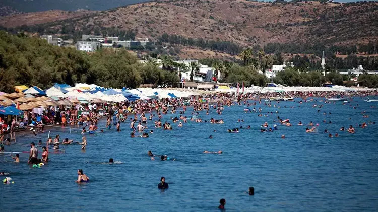 Bodrum’da turizm sezonu uzadı: 1 milyonun üzerinde yabancı turist ağırladı!