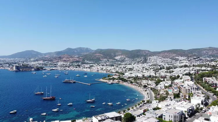 Bodrum’da turizm sezonu uzadı: 1 milyonun üzerinde yabancı turist ağırladı!