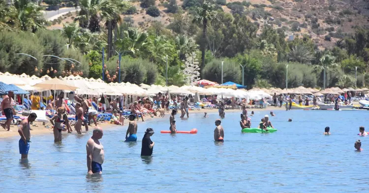 Bodrum’da turizm sezonu uzadı: 1 milyonun üzerinde yabancı turist ağırladı!