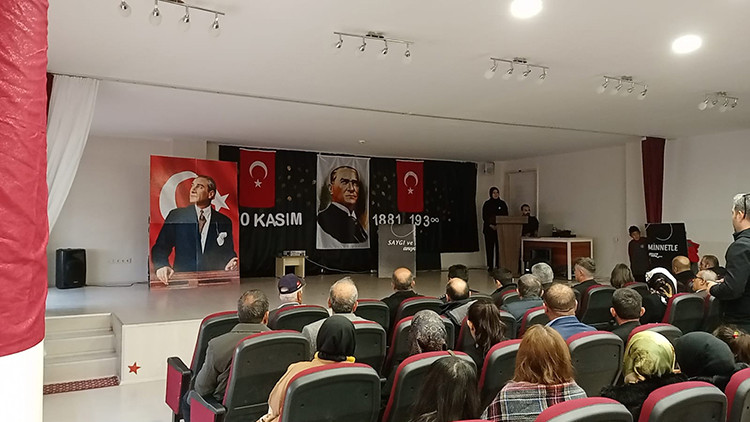 Büyük Önder Atatürk tüm yurtta törenlerle anılıyor!