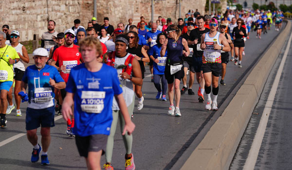 Türkiye İş Bankası 46. İstanbul Maratonu’nu Dejene Debela kazandı