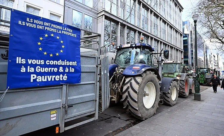 Çiftçi krizi Avrupa'yı sardı! Market rafları boşaldı