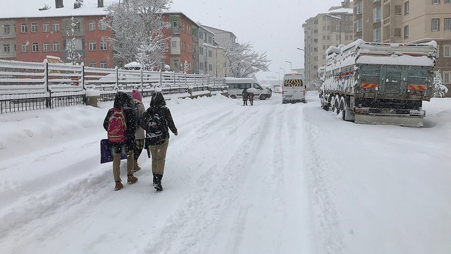 İşte Türkiye'nin en yaşlı ve en genç iller hangileri?