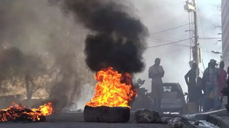 Haiti'de olağanüstü hal ilan edildi: 3 bin 600 mahkum firar etti!