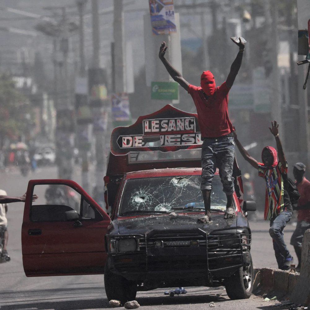 Haiti'de olağanüstü hal ilan edildi: 3 bin 600 mahkum firar etti!