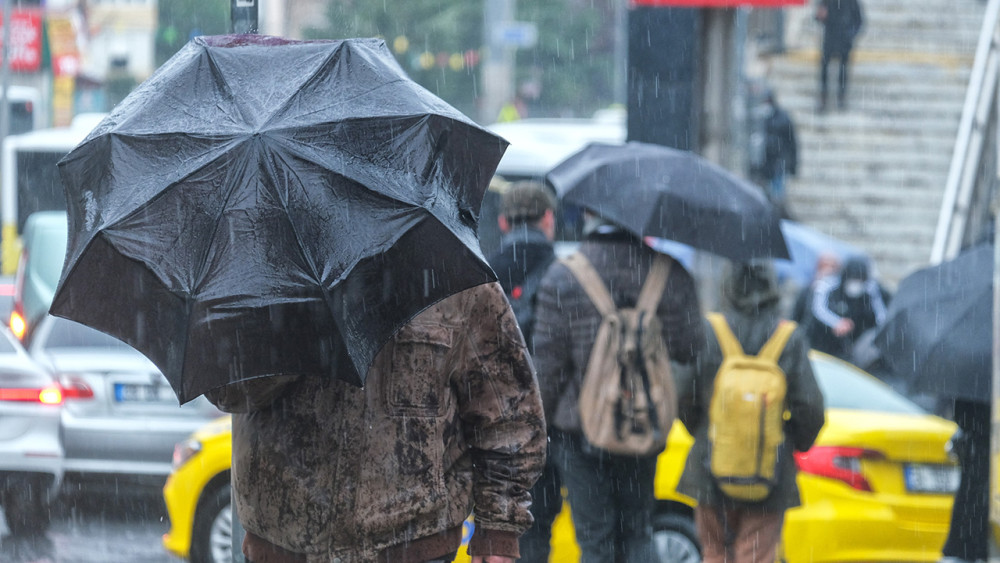 Meteoroloji uyarıyor: Sağanak ve fırtına bekleniyor!