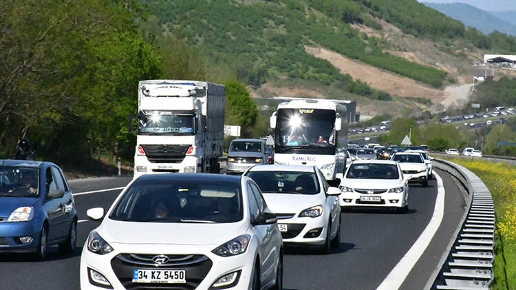 Bayram dönüşü trafikte son durum