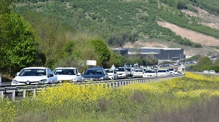 Bayram dönüşü trafikte son durum