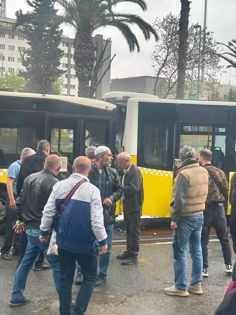 İstanbul'da 2 İETT otobüsü çarpıştı: Yaralılar var!