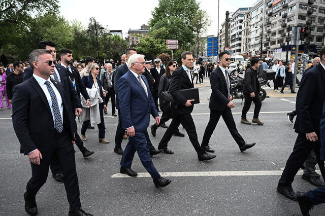 Almanya Cumhurbaşkanı Steinmeier, döner kesti!