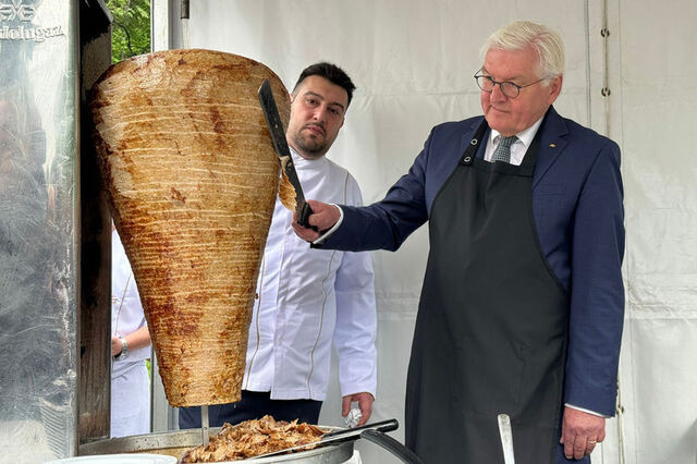 Almanya Cumhurbaşkanı Steinmeier, döner kesti!