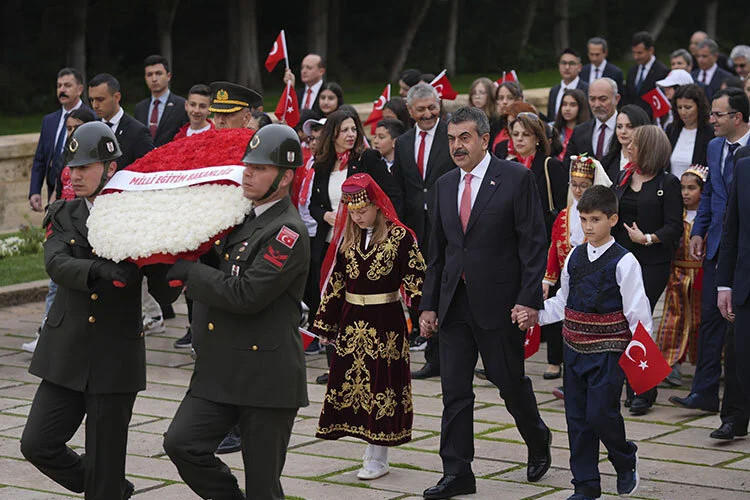 23 Nisan Ulusal Egemenlik ve Çocuk Bayramı kutlanıyor!